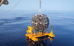 K&iacute;nh viễn vọng t&igrave;m kiếm ở độ s&acirc;u 3,5km dưới biển