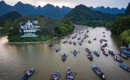 Sẽ b&aacute;n v&eacute; điện tử tại Lễ hội Ch&ugrave;a Hương để tr&aacute;nh &ugrave;n tắc