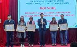 Vũ Thư: Giảm 185 hộ ngh&egrave;o, 107 hộ cận ngh&egrave;o