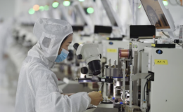 CEO Intel: B&aacute;n dẫn Trung Quốc đi sau thế giới 10 năm