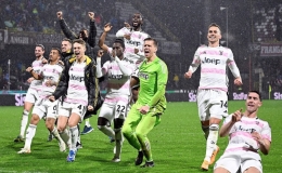 Juventus thắng nhờ b&agrave;n ph&uacute;t b&ugrave;
