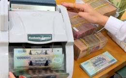 L&atilde;i suất tiết kiệm tiếp tục giảm