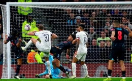 Man City loại Tottenham khỏi Cup FA