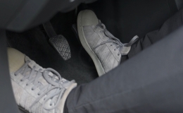 Sử dụng phanh &ocirc;t&ocirc; thế n&agrave;o cho hiệu quả