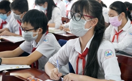 Ch&iacute;nh phủ y&ecirc;u cầu Bộ Gi&aacute;o dục r&agrave; so&aacute;t quy định dạy th&ecirc;m