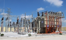 C&ocirc;ng ty Điện lực Th&aacute;i B&igrave;nh: Lắp đặt m&aacute;y biến &aacute;p T2 110kV th&agrave;nh phố 2