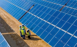 Nh&agrave; m&aacute;y điện mặt trời lớn nhất thế giới