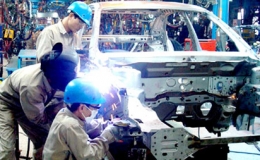  Sản xuất c&ocirc;ng nghiệp giảm, tồn kho tăng