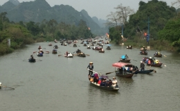 Kh&ocirc;ng tổ chức khai hội ch&ugrave;a Hương 2021