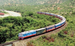 Đường sắt giảm đ&ocirc;i t&agrave;u tuyến Bắc &ndash; Nam