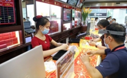 Gi&aacute; v&agrave;ng tăng 800.000 đồng/lượng