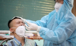 S&aacute;ng 26/2: Số ca mắc mới Covid-19 trung b&igrave;nh tuần qua l&agrave; 57.160 ca/ng&agrave;y