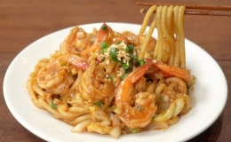 C&aacute;ch l&agrave;m m&igrave; udon x&agrave;o t&ocirc;m