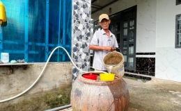 Cần Thơ: Nhiều hộ d&acirc;n thiếu nước sạch sử dụng