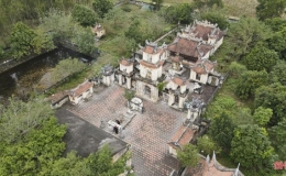 Chi&ecirc;m ngưỡng ng&ocirc;i đền hơn 600 tuổi thờ Uy Minh Vương L&yacute; Nhật Quang ở H&agrave; Tĩnh