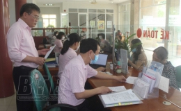 Th&ocirc;ng b&aacute;o về việc thiết lập đường d&acirc;y n&oacute;ng để tiếp nhận, xử l&yacute; kh&oacute; khăn, vướng mắc, kiến nghị của kh&aacute;ch h&agrave;ng li&ecirc;n quan đến vay vốn ng&acirc;n h&agrave;ng