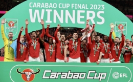 Vượt qua Newcastle, Manchester United v&ocirc; địch C&uacute;p Li&ecirc;n đo&agrave;n Anh