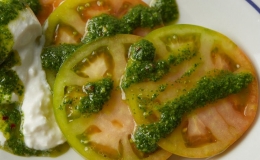 C&aacute;ch cực dễ l&agrave;m sốt h&uacute;ng quế trộn salad hay ăn c&ugrave;ng b&aacute;nh mỳ đều ngon