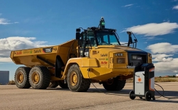 Cải tiến xe tải th&agrave;nh xe tự l&aacute;i