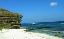 Kh&aacute;m ph&aacute; đảo Thẻ V&agrave;ng Quảng Ninh