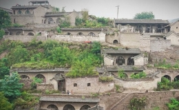 Những ng&ocirc;i nh&agrave; trong hang động c&oacute; gi&aacute; cả tỷ đồng