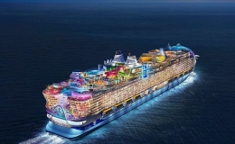 T&agrave;u du lịch lớn nhất thế giới