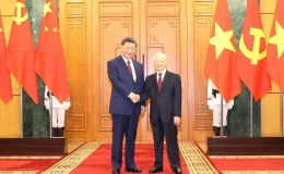 Tổng B&iacute; thư Nguyễn Ph&uacute; Trọng v&agrave; Tổng B&iacute; thư, Chủ tịch nước Trung Quốc Tập Cận B&igrave;nh trao đổi Thư ch&uacute;c mừng năm mới