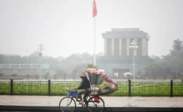 Bắc Bộ mưa ph&ugrave;n, trời r&eacute;t, Nam Bộ nắng mạnh