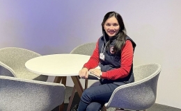 C&ocirc; g&aacute;i Việt d&ugrave;ng AI dạy tiếng Anh cho h&agrave;ng triệu người