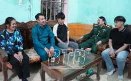 Thanh ni&ecirc;n Th&aacute;i Thụy sẵn s&agrave;ng nhập ngũ