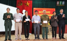 Truyền th&ocirc;ng về x&acirc;y dựng nếp sống văn h&oacute;a v&agrave; chủ quyền biển đảo