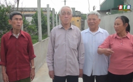 Người nữ c&aacute;n bộ lu&ocirc;n lấy d&acirc;n l&agrave;m gốc