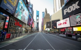 Nhiều điểm du lịch nổi tiếng thế giới vắng kh&aacute;ch m&ugrave;a Covid-19