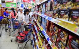 Bộ C&ocirc;ng Thương họp: H&agrave;ng h&oacute;a dồi d&agrave;o, c&oacute; nơi nguồn cung tăng 40%