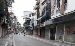 Du lịch vừa k&iacute;ch cầu đ&atilde; tạm dừng