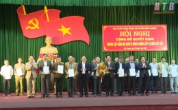 Kiến Xương c&ocirc;ng bố quyết định th&agrave;nh lập Đảng bộ của 4 đơn vị h&agrave;nh ch&iacute;nh cấp x&atilde; mới được sắp xếp