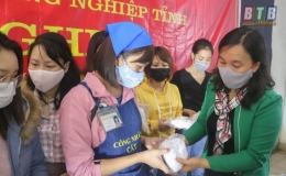 Doanh nghiệp đẩy mạnh tuy&ecirc;n truyền ph&ograve;ng, chống dịch Covid-19