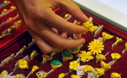 Gi&aacute; v&agrave;ng trong nước giảm nhẹ s&aacute;ng 26/3