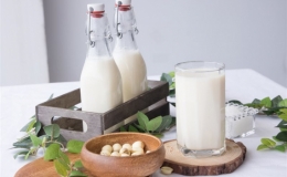 C&aacute;ch l&agrave;m sữa hạt m&iacute;t vừa thơm, vừa ngậy