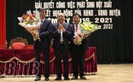 HĐND Th&aacute;i Thụy kiện to&agrave;n c&aacute;c chức vụ l&atilde;nh đạo UBND huyện nhiệm kỳ 2016 - 2021