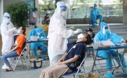 Ca Covid-19 tăng li&ecirc;n tục, cấp độ dịch "v&agrave;ng, cam, đỏ" tăng theo