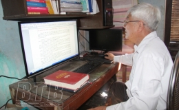 Suốt đời học B&aacute;c