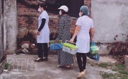 Th&aacute;i Thụy: Tổ chức ti&ecirc;m vắc-xin ph&ograve;ng Covid-19 tại nh&agrave;