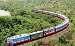 Đường sắt mở b&aacute;n v&eacute; t&agrave;u chạy th&ecirc;m c&aacute;c tuyến ph&iacute;a Bắc dịp 30/4