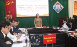 Họp Hội đồng X&eacute;t tặng danh hiệu &ldquo;Nh&agrave; gi&aacute;o nh&acirc;n d&acirc;n&rdquo;, &ldquo;Nh&agrave; gi&aacute;o ưu t&uacute;&rdquo;   