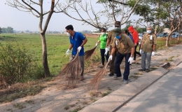 Huyện n&ocirc;ng th&ocirc;n mới B&igrave;nh Ch&aacute;nh: Kh&ocirc;ng để hộ t&aacute;i ngh&egrave;o v&agrave; duy tr&igrave; ti&ecirc;u ch&iacute; m&ocirc;i trường