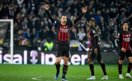 Milan thua d&ugrave; Ibrahimovic lập kỷ lục ở Serie A