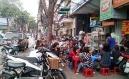 Mức xử phạt một số h&agrave;nh vi vi phạm lấn chiếm vỉa h&egrave;, l&ograve;ng đường