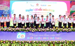 Ph&aacute;t động cuộc thi vẽ tranh &ldquo;Thiếu nhi Việt Nam l&agrave;m ngh&igrave;n việc tốt&rdquo;