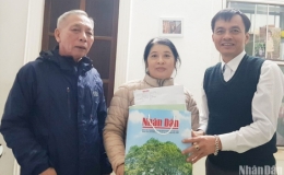 Quảng Trị bảo đảm mỗi chi bộ, đảng bộ đều c&oacute; B&aacute;o Nh&acirc;n D&acirc;n